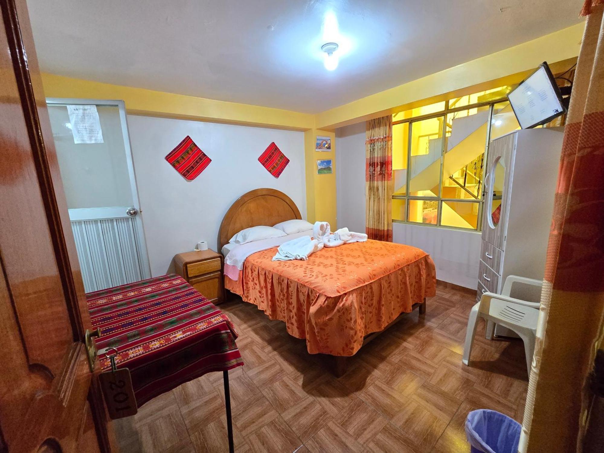Hostal Acuarius Puno Exterior foto